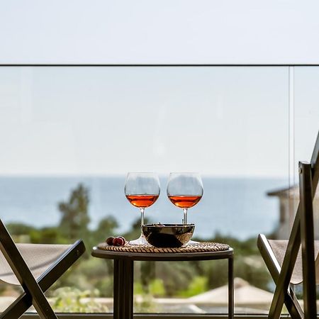 The View Hotel Sofas Coastal Retreat Pérdika Eksteriør bilde